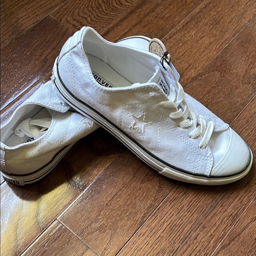 Classic Converse One Star White Canvas Low-Top Sneakers